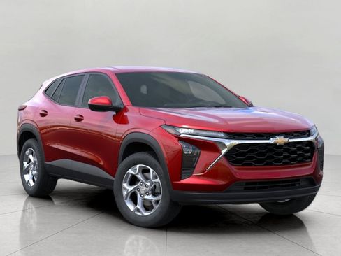 New 2026 Chevrolet Trax LS w/ LS Convenience Package FWD image 1