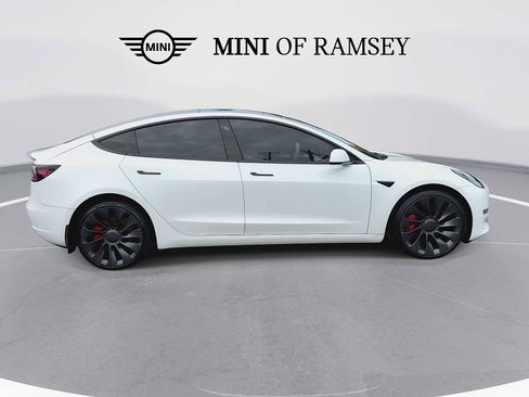 Used 2022 Tesla Model 3 Performance AWD/4WD image 9
