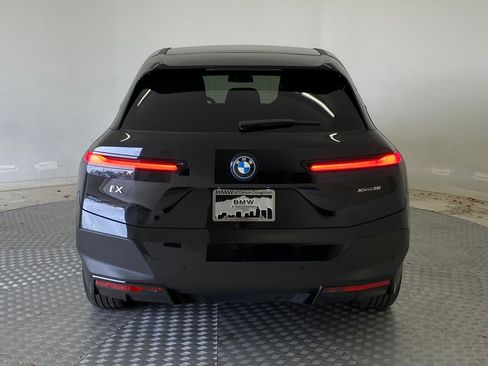 Certified 2024 BMW iX xDrive50 w/ Premium Package image 9