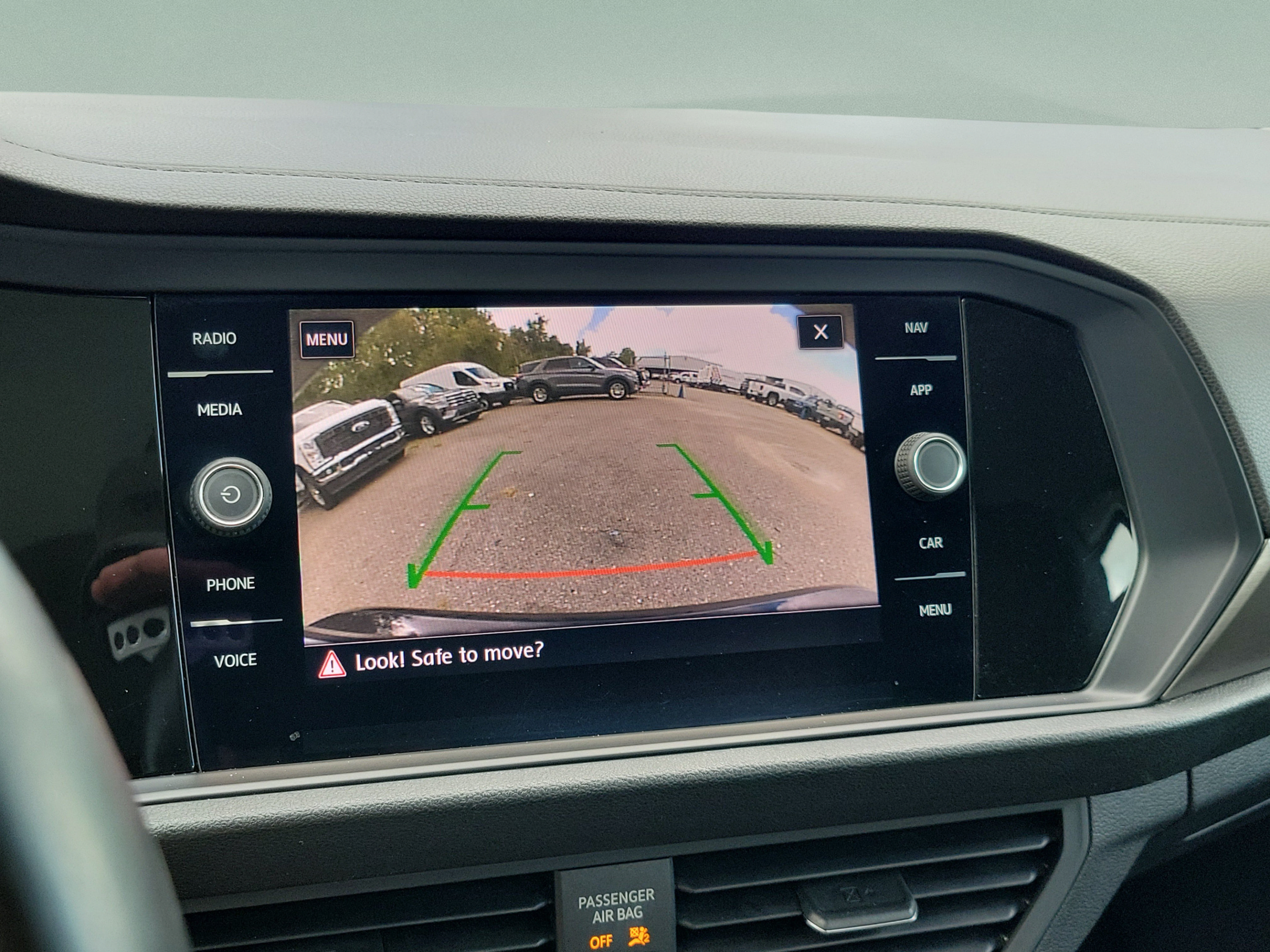 Used 2019 Volkswagen Jetta SEL Premium FWD image 27