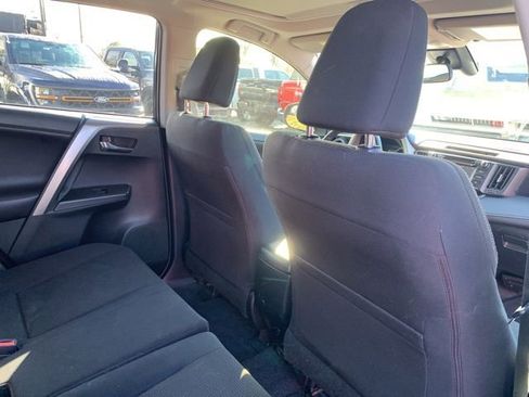 Used 2017 Toyota RAV4 XLE image 13