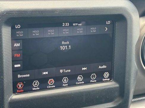 Used 2021 Jeep Gladiator Sport AWD/4WD image 22