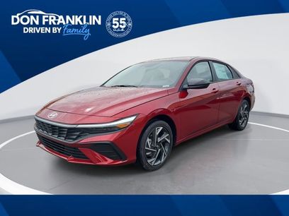New 2025 Hyundai Elantra SEL