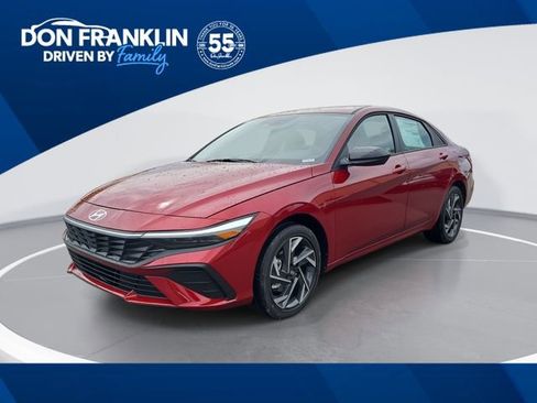 New 2025 Hyundai Elantra SEL image 1