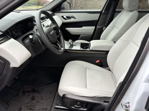 Used 2026 Land Rover Range Rover Velar Dynamic SE image 10