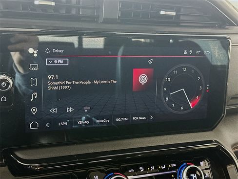 Used 2024 GMC Sierra 3500 AT4 w/ AT4 Premium Plus Package image 17