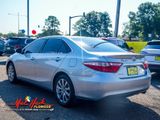 Used 2017 Toyota Camry XLE image 3