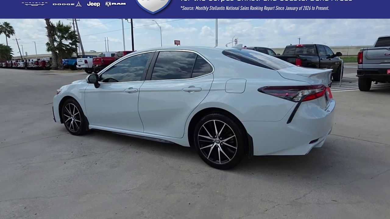 Used 2023 Toyota Camry SE w/ Convenience Package FWD image 6