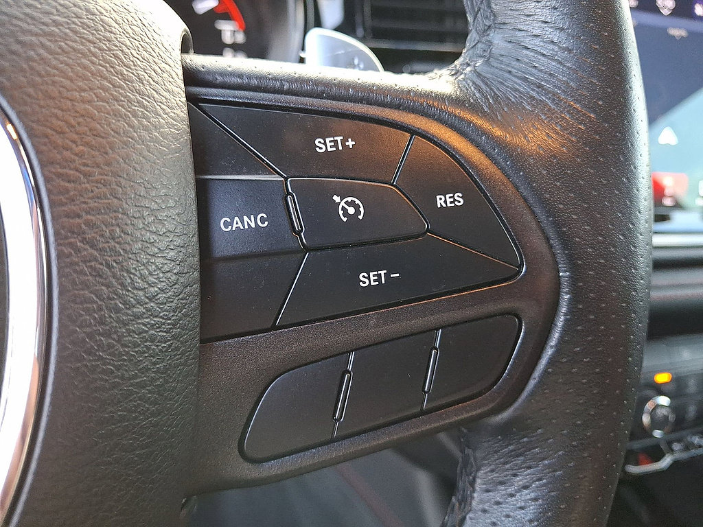 Used 2025 Dodge Durango R/T AWD/4WD image 24