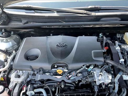 Used 2022 Toyota Camry SE image 31