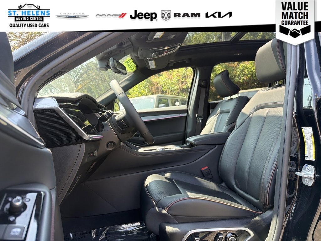 Used 2024 Jeep Wagoneer Launch Edition AWD/4WD image 12