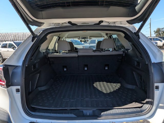 Used 2020 Subaru Outback Premium w/ Popular Package #1 AWD/4WD image 32