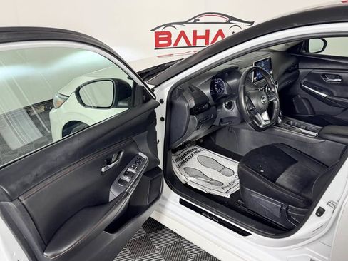 Used 2024 Nissan Sentra SR FWD image 12