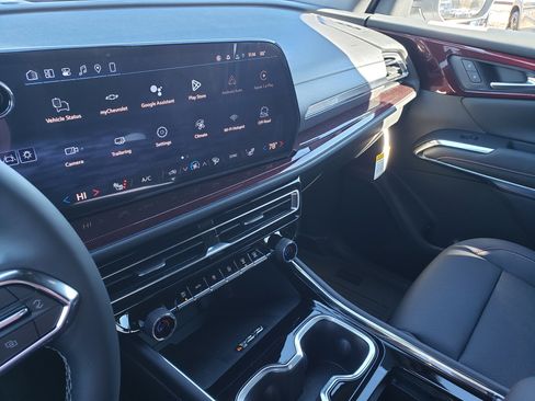 New 2026 Chevrolet Traverse Z71 w/ Driver Confidence Package image 20