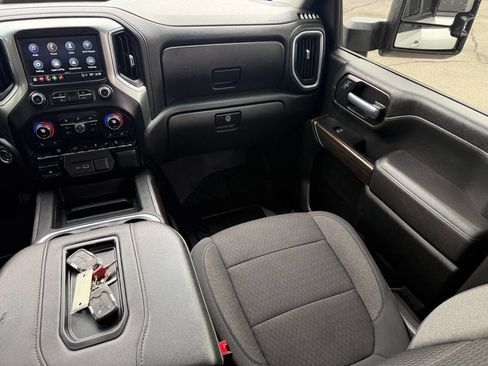 Used 2021 Chevrolet Silverado 2500 LT w/ Convenience Package image 35
