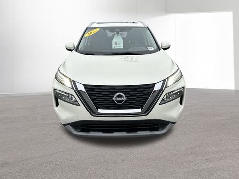 Certified 2022 Nissan Rogue SV w/ SV Premium Package image 7