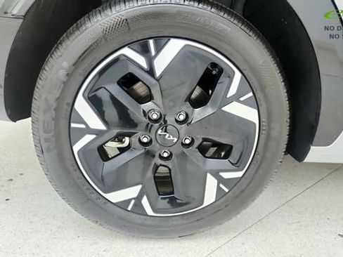 Used 2024 Kia Niro Wave w/ Wave Preserve Package FWD image 74