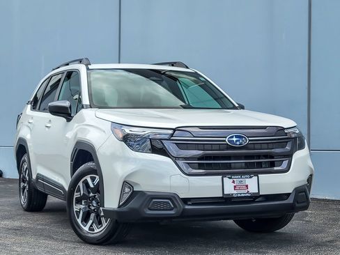 Certified 2026 Subaru Forester Premium AWD/4WD image 1