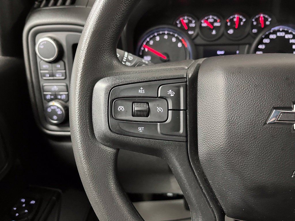 Used 2024 Chevrolet Silverado 1500 Custom w/ Dark Appearance Package AWD/4WD image 29