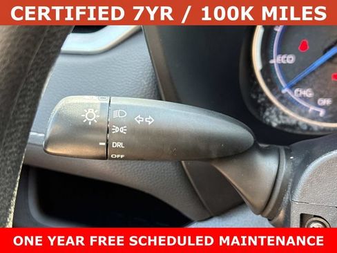 Used 2023 Toyota RAV4 LE AWD/4WD image 26