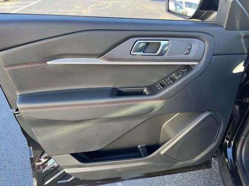 New 2026 Ford Explorer ST-Line w/ ST-Line Street Pack image 8