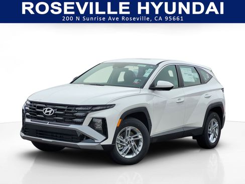 New 2026 Hyundai Tucson SE image 1