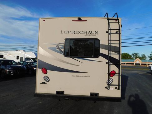 Used 2015 Ford E-450 and Econoline 450 Super Duty w/ Motorhome Prep Package RWD image 14