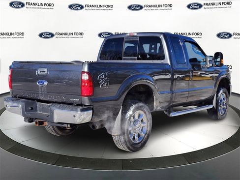 Used 2016 Ford F250 Lariat w/ Lariat Interior Package image 5