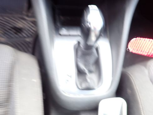 Used 2012 Volkswagen Golf 2.5L Conv & Sunroof 4 Door PZE image 28