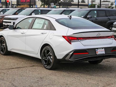 New 2026 Hyundai Elantra Sport FWD image 8