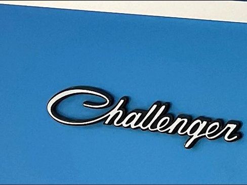 Used 2016 Dodge Challenger R/T Plus image 23