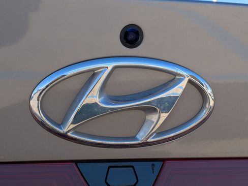 Used 2023 Hyundai Elantra SEL image 26