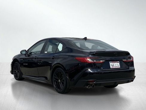 Used 2026 Toyota Camry SE FWD image 4