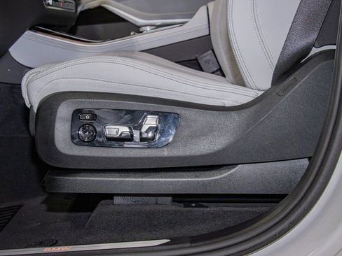 Certified 2025 BMW X5 xDrive40i image 15