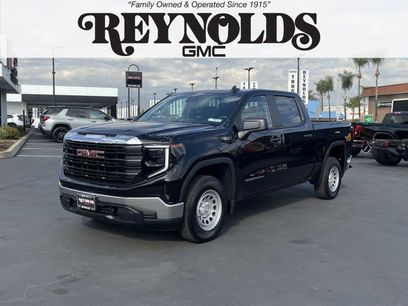 New 2026 GMC Sierra 1500 Pro w/ Convenience Package