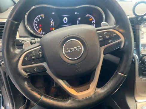 Used 2017 Jeep Grand Cherokee Laredo 75th Anniversary AWD/4WD image 12