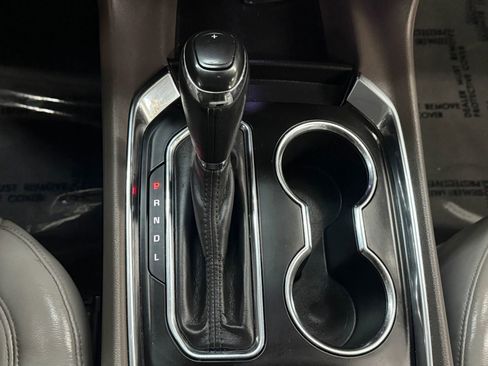 Used 2020 Chevrolet Traverse LT w/ LT Premium Package image 37