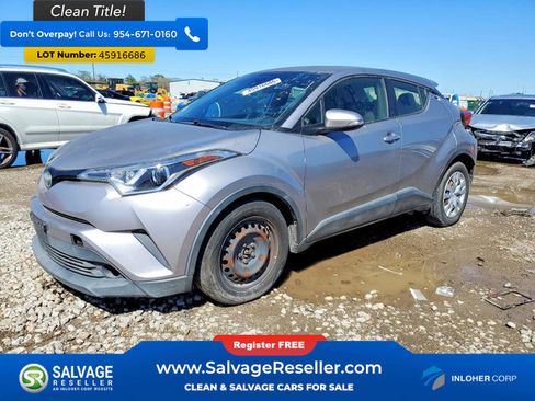 Used 2019 Toyota C-HR LE FWD image 1