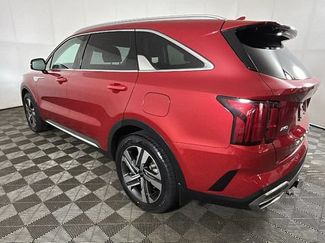 Used 2022 Kia Sorento SX w/ Panoramic Sunroof Package AWD/4WD video 4