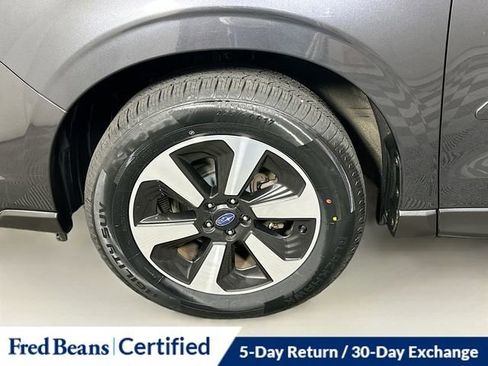 Used 2018 Subaru Forester 2.5i Premium w/ All-Weather Package image 32