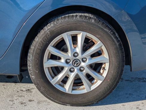 Used 2018 MAZDA MAZDA3 Sport image 10