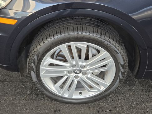 Used 2019 Audi Q5 2.0T Premium Plus w/ Premium Plus Package AWD/4WD image 10