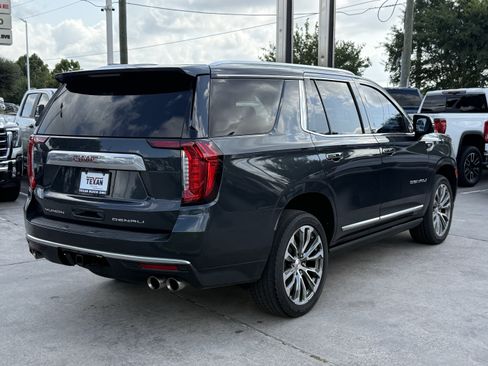 Used 2021 GMC Yukon Denali w/ Denali Premium Package AWD/4WD image 5
