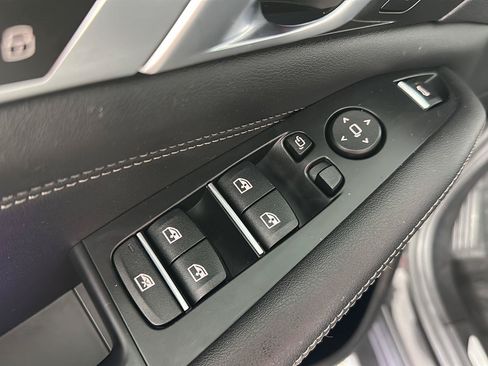 Used 2023 BMW X5 xDrive40i w/ Parking Assistance Package AWD/4WD image 7