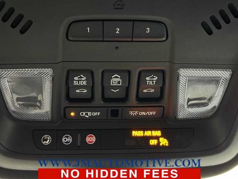 Used 2022 Chevrolet Traverse Premier AWD/4WD image 40