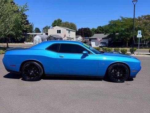 Used 2015 Dodge Challenger R/T Plus RWD image 4