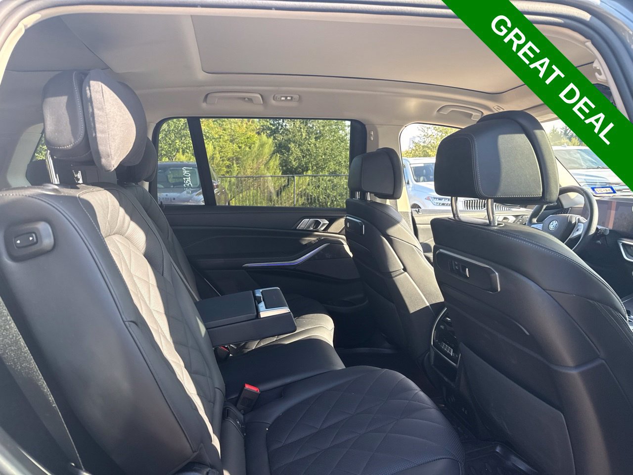 Used 2025 BMW X7 xDrive40i w/ Premium Package AWD/4WD image 14