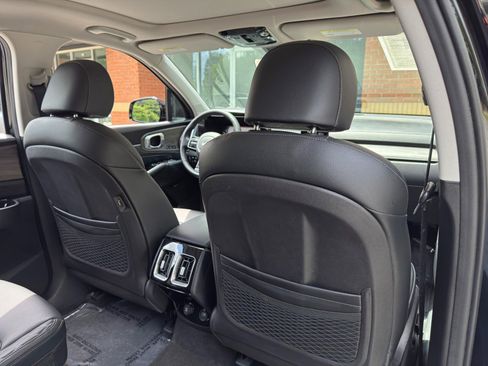 Used 2022 Kia Sorento SX Prestige AWD/4WD image 34