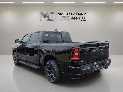 New 2026 RAM 1500 Express AWD/4WD image 4