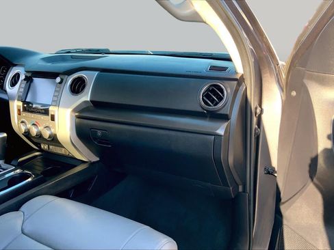 Used 2020 Toyota Tundra SR5 w/ SR5 Leather Package RWD image 18